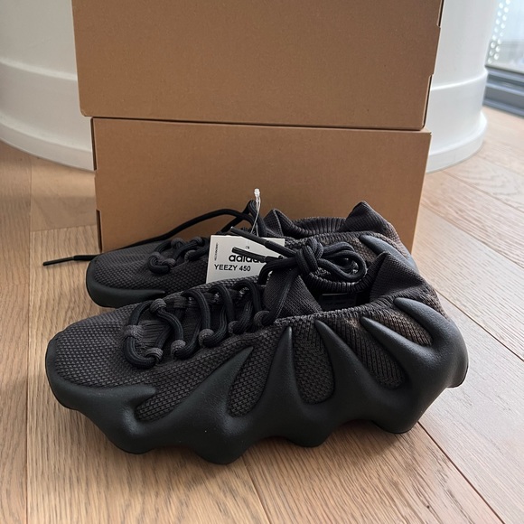 Yeezy 450 slate size 5 - Picture 1 of 3